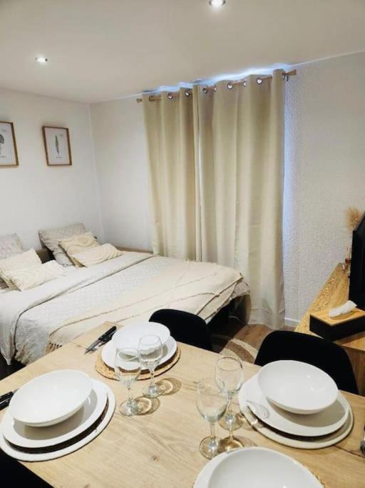 Magnifique Studio Calais Plage Parking Gratuit Экстерьер фото